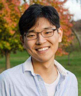Jeff Kim Headshot