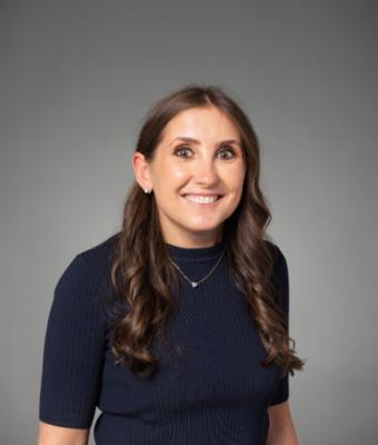 Jessica R. headshot