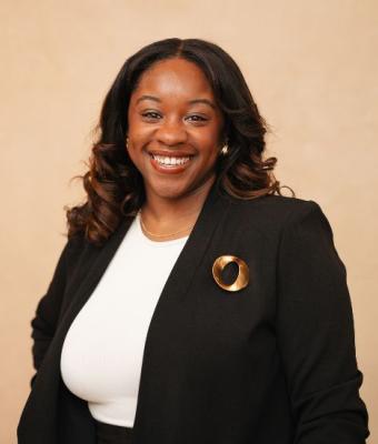 Krystina Russell headshot