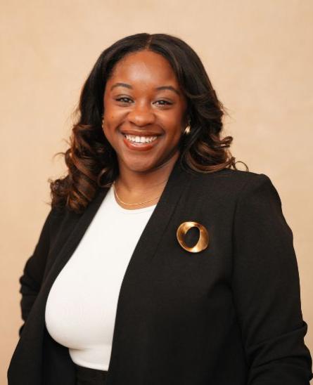 Krystina Russell headshot