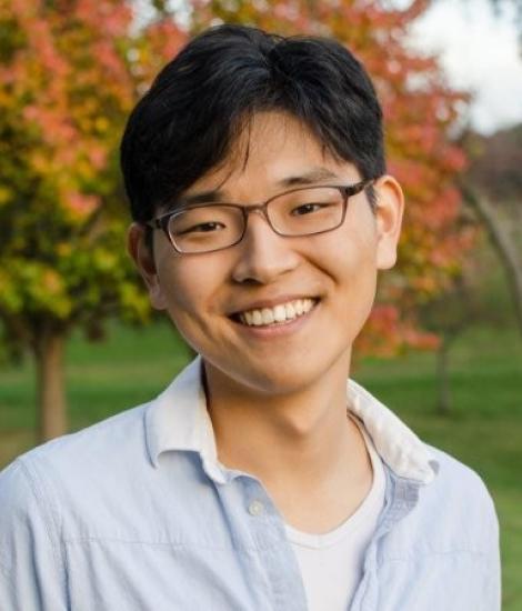 Jeff Kim Headshot 