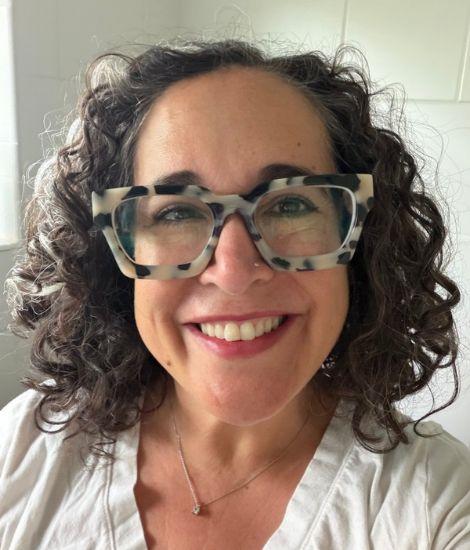 Amy Nylund headshot
