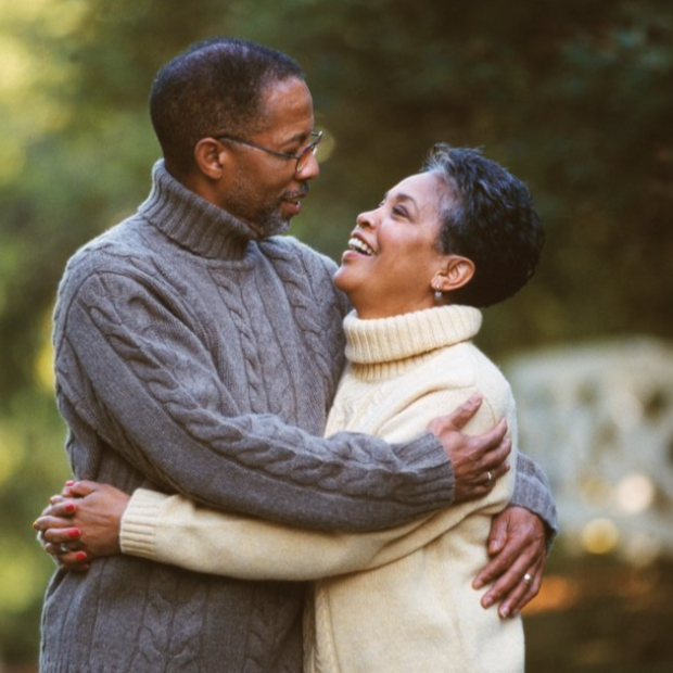 couple hugging outside