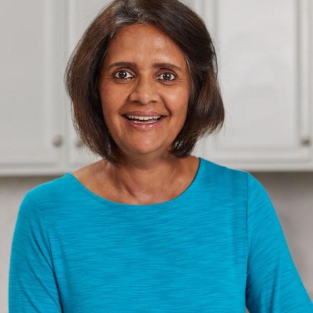 Radhika Iyer headshot
