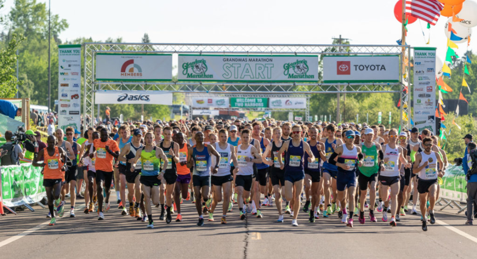 Racers at Grandma's marathon