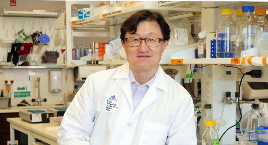 Center Director Zhenyu Yue, PhD
