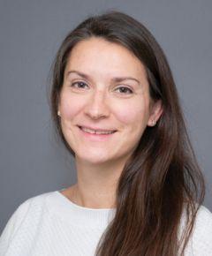 Lisa Deuel headshot